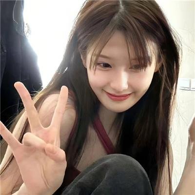 街头实拍：实力派歌手深夜共进晚餐，评论区沦陷